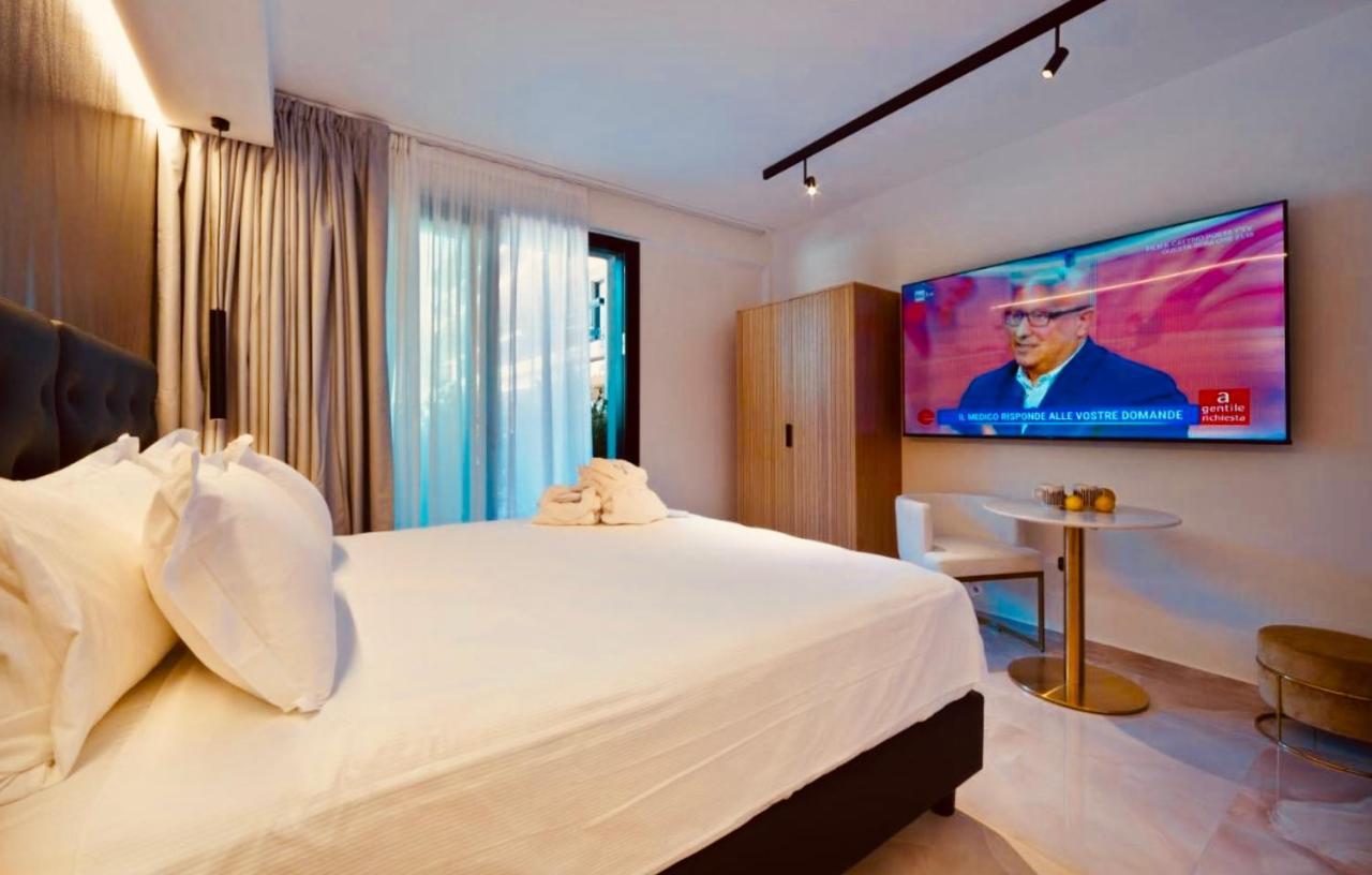 Boutique Hotel Сирмионе Экстерьер фото